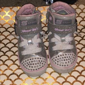 Skechers sport shoes.